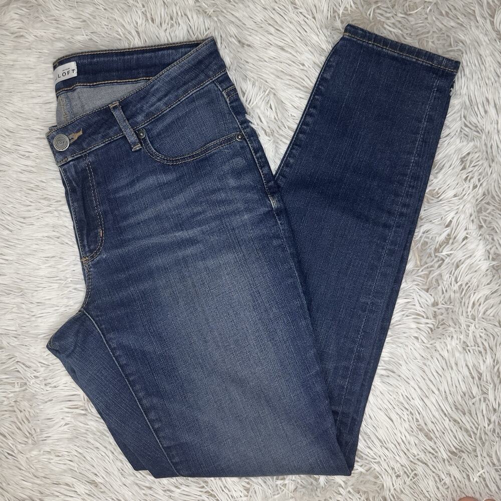 Ann Taylor LOFT Size 27/4 Curvy Skinny Jeans Low Rise Stretch 29.5” Ins Womens - Picture 1 of 11
